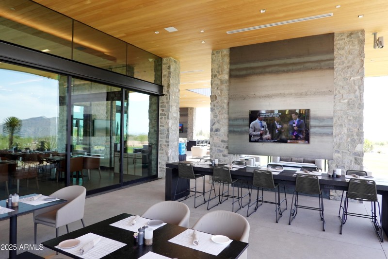 Seven Clubhouse Outdoor dining area 2