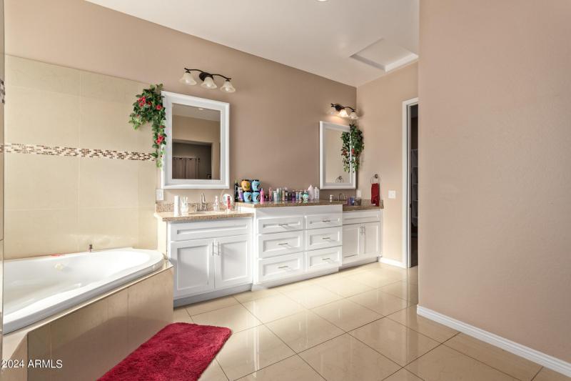 0024-24 - Indian School