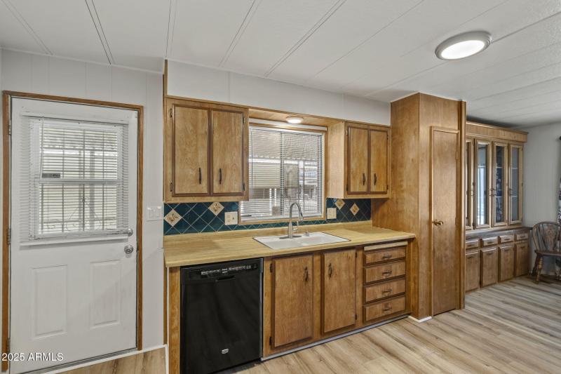 59-web-or-mls-Revised Kitchen