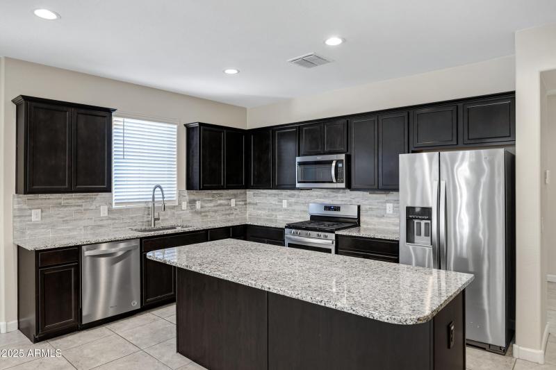 29402 W Mitchell Ave-9