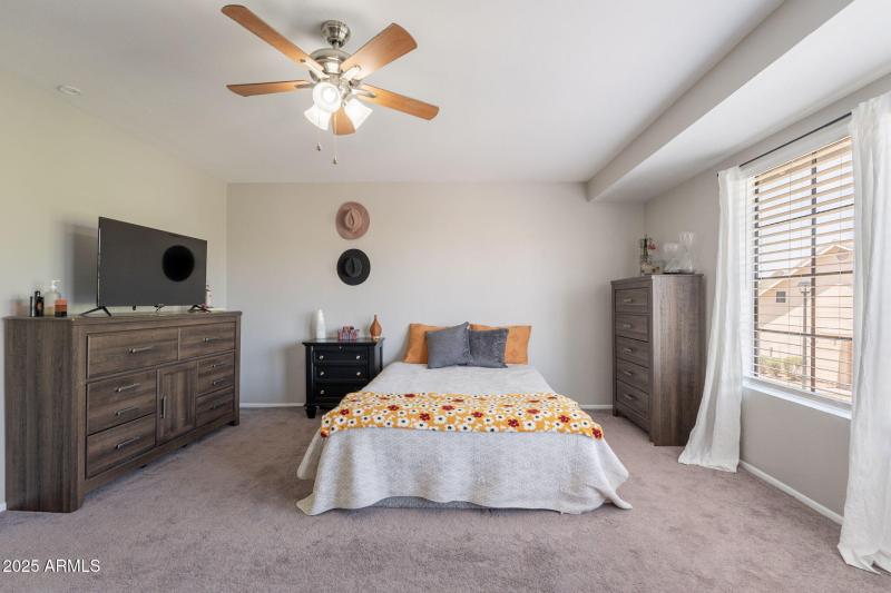 36-web-or-mls-Broadway-36