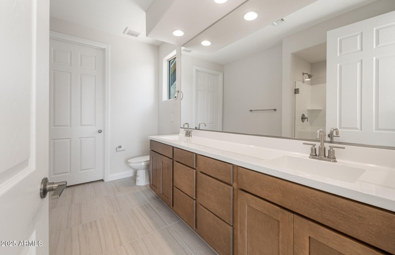 Owners Bath