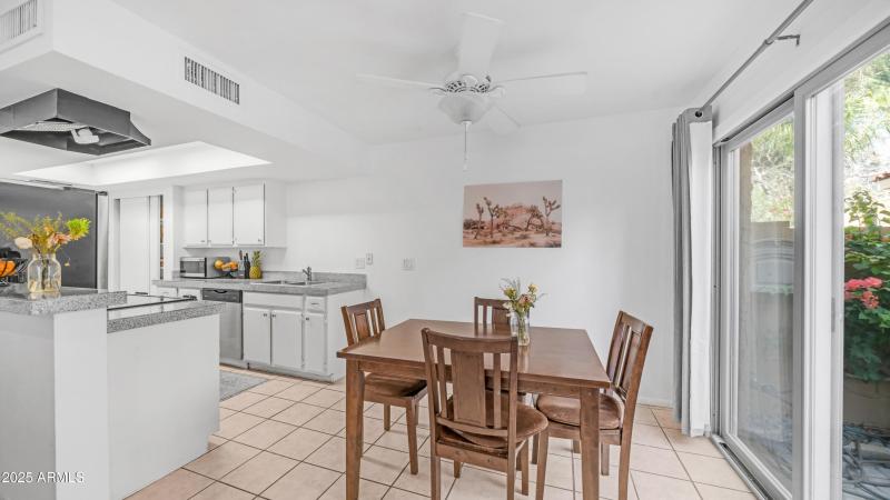 10420 N 10th St Unit 2 (5)