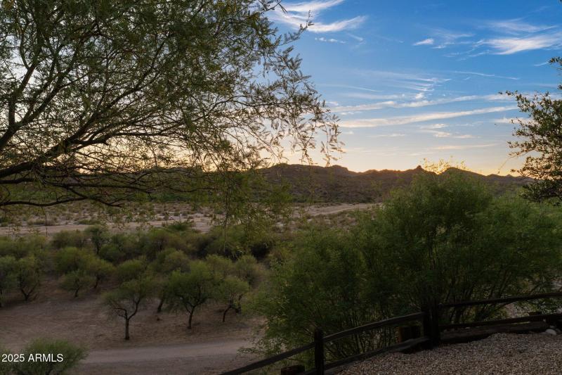 70-web-or-mls-DSC00641