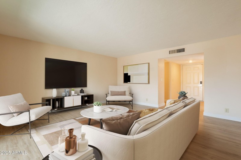 47-web-or-mls-Flower-8-Living Room_VS