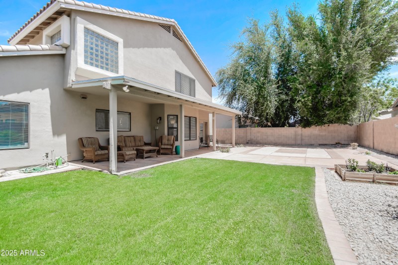 Spacious Patio