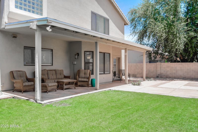 Spacious Patio