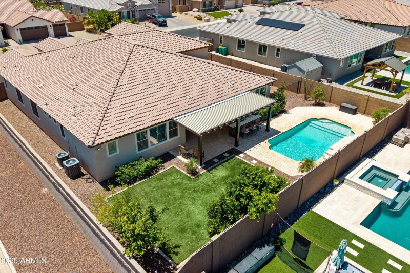 66-DJI_20250522120005_0087_D