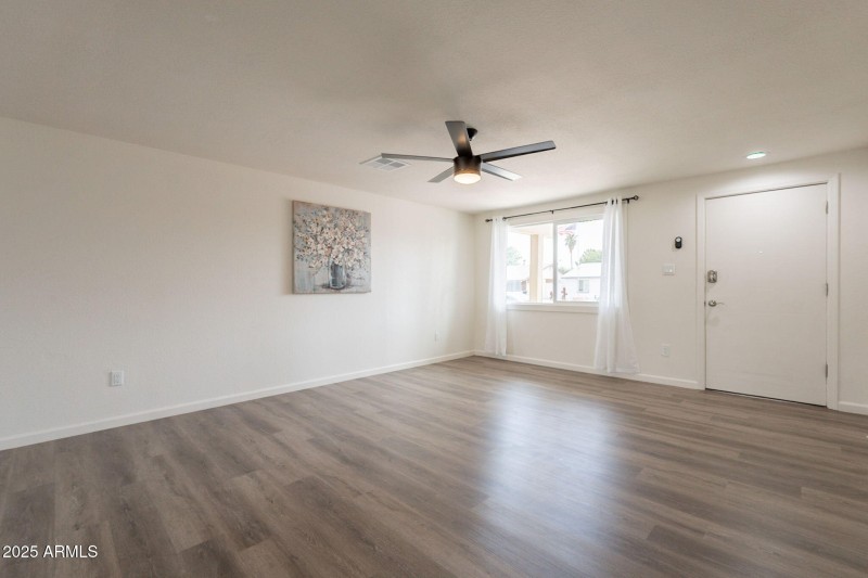 6-web-or-mls-Ludlow-6