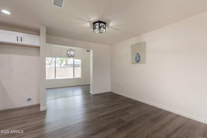 13-web-or-mls-Ludlow-13