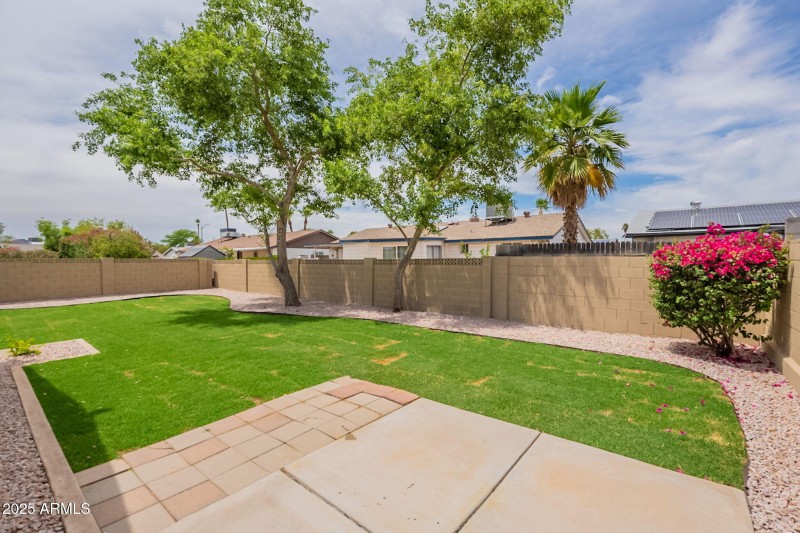 44-web-or-mls-Ludlow-44