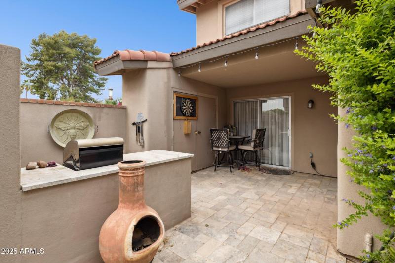 24-web-or-mls-5601-n-79th-st-1