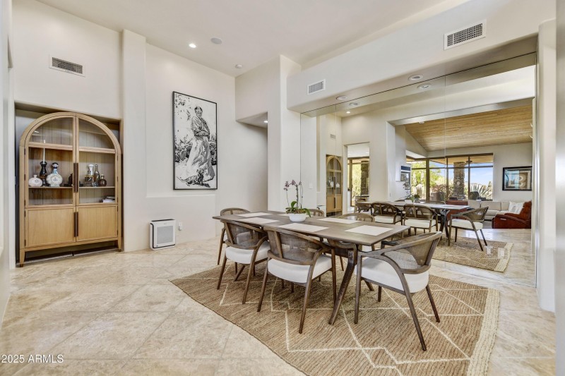 Formal Dining