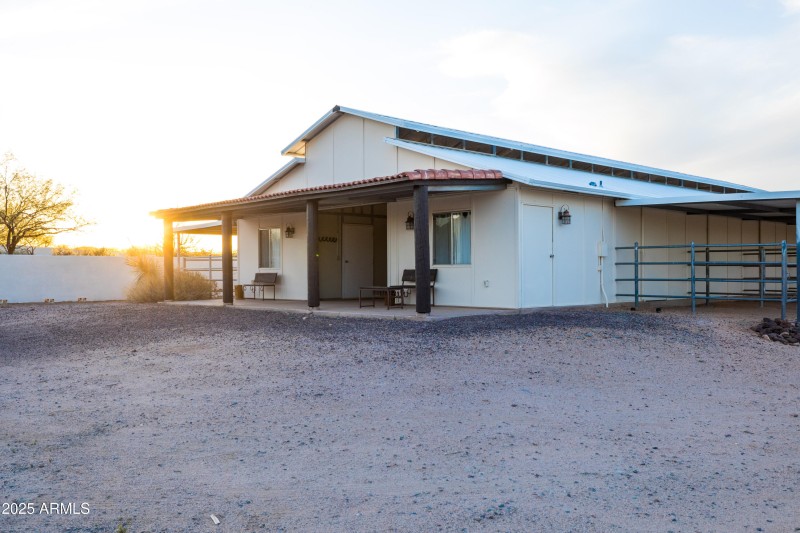 Horse Barn