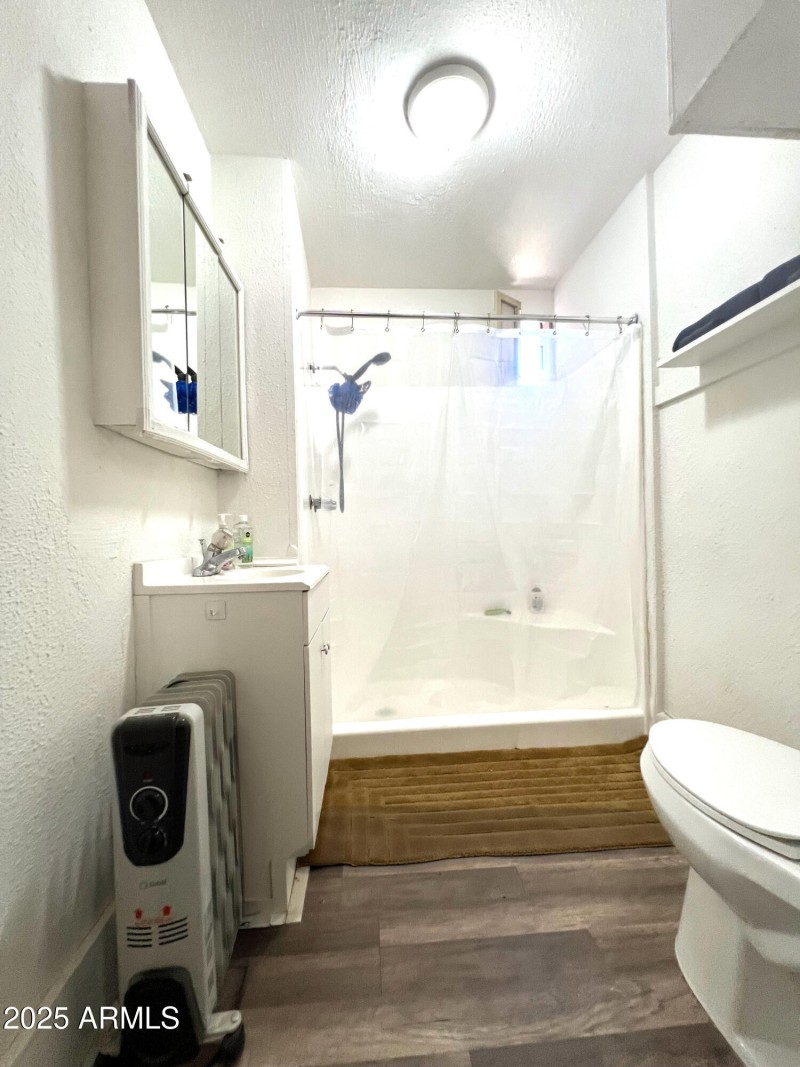 Unit-2-Bathroom