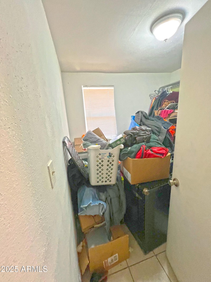 Unit-4-Bed2-Storage