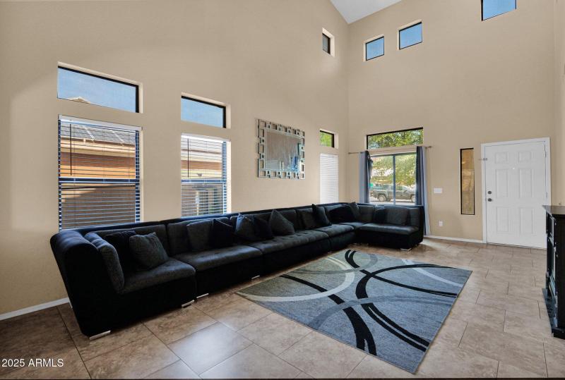 5-web-or-mls-P1222376