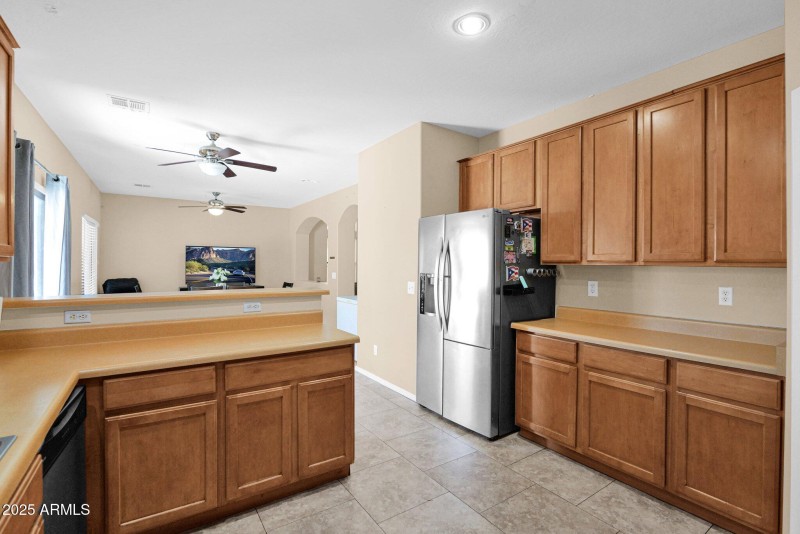 12-web-or-mls-P1222390