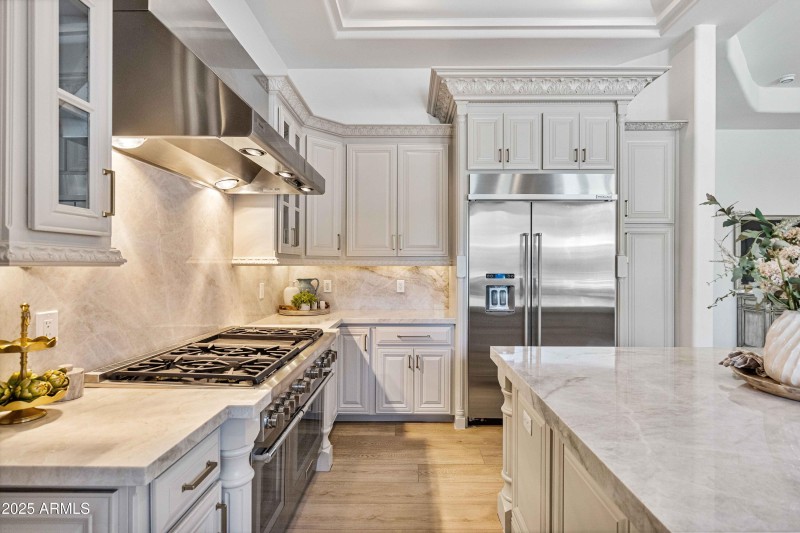 New Thermador 48" Gas Range
