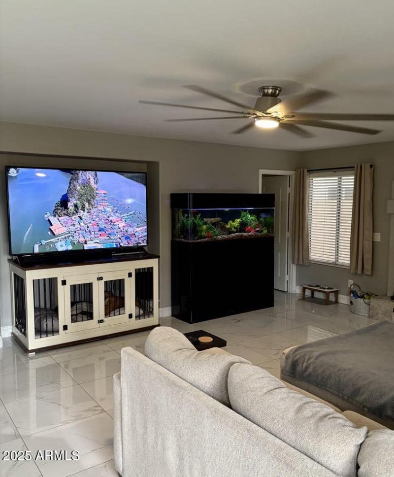 cb33de5e-71de-47b7-9940-7aff1923428f