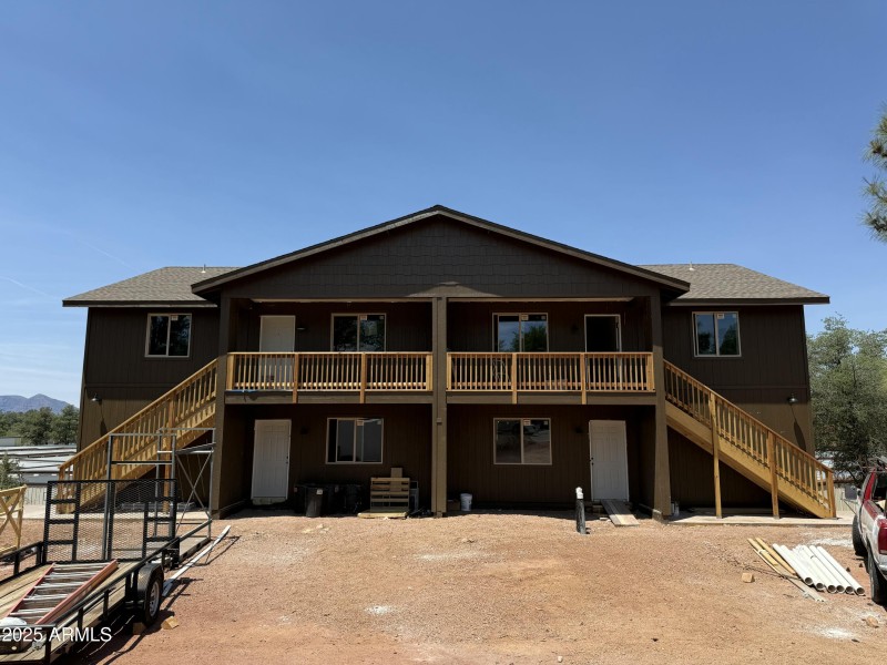 Front of 4 Plx