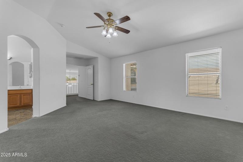 29475 N Candlewood Dr