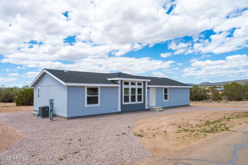 28-web-or-mls-25200-n-enid-dr