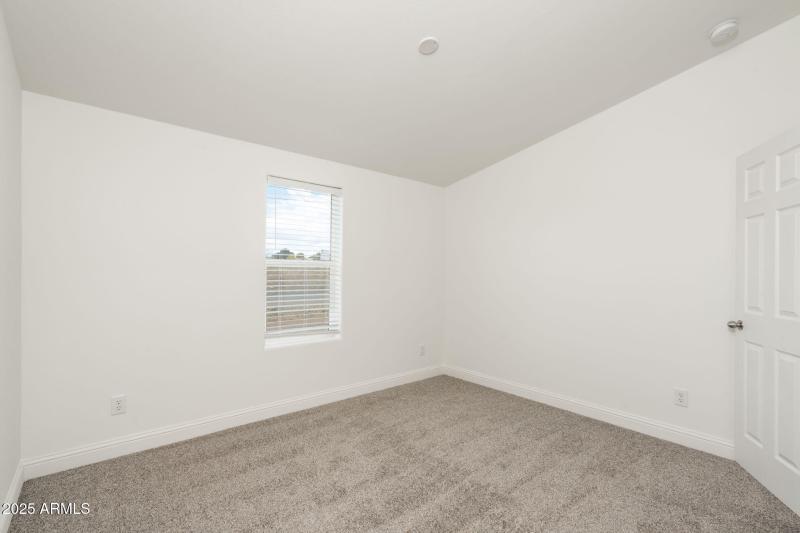 22-web-or-mls-25200-n-enid-dr