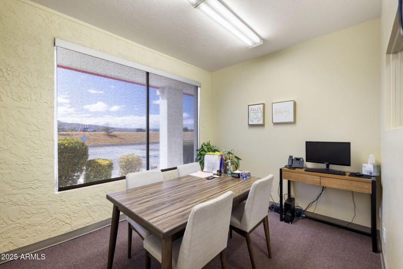 SMALL CONF RM