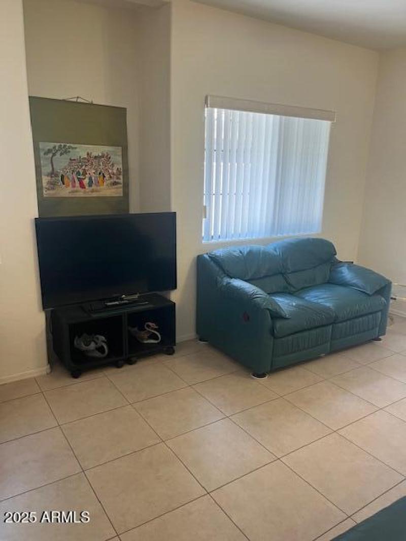 Relax here and watch so TV