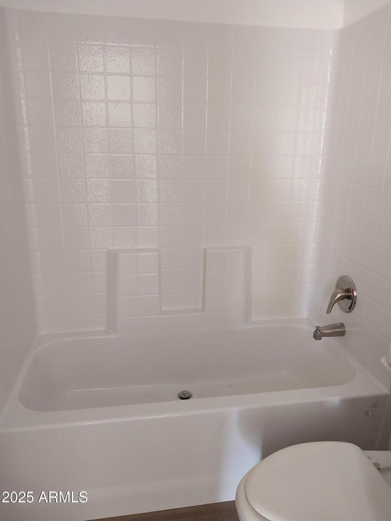 Full bath in hall way