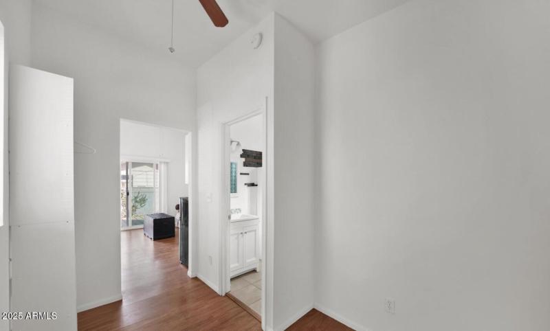 1229 S 13th Ave - Unit 1 - 5 Bedroom 2