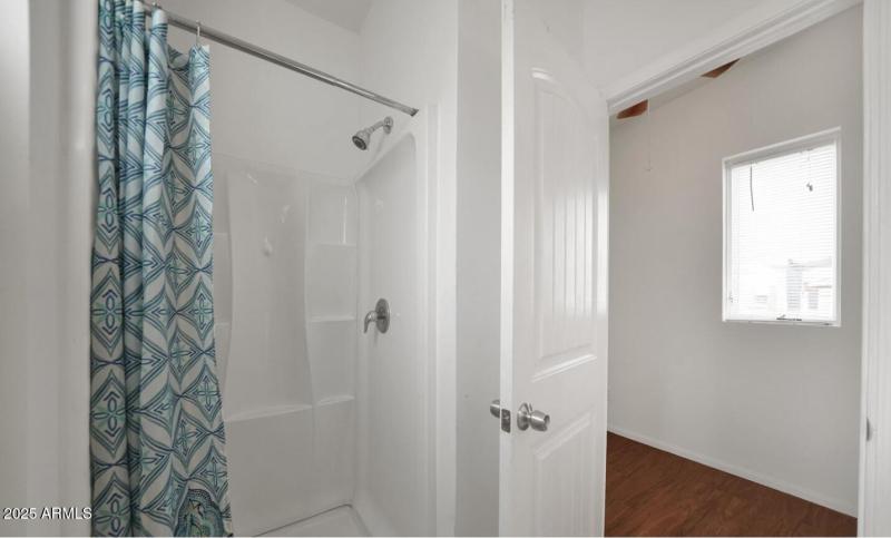 1229 S 13th Ave - Unit 1 - 7 Bath 2