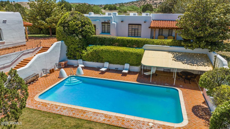 Sparkling Pool