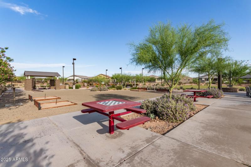 Community horseshoes