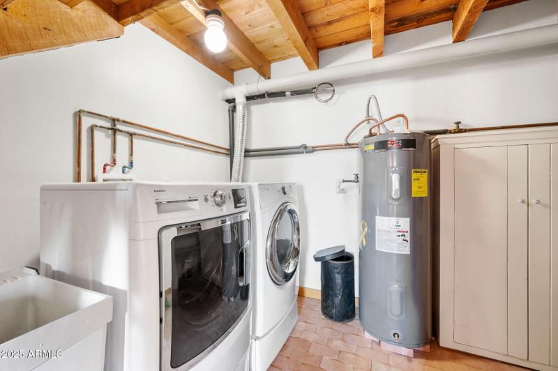 35-Laundry Room