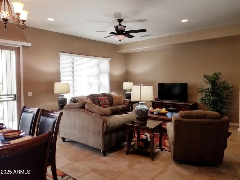 26824 W Potter Dr - living room