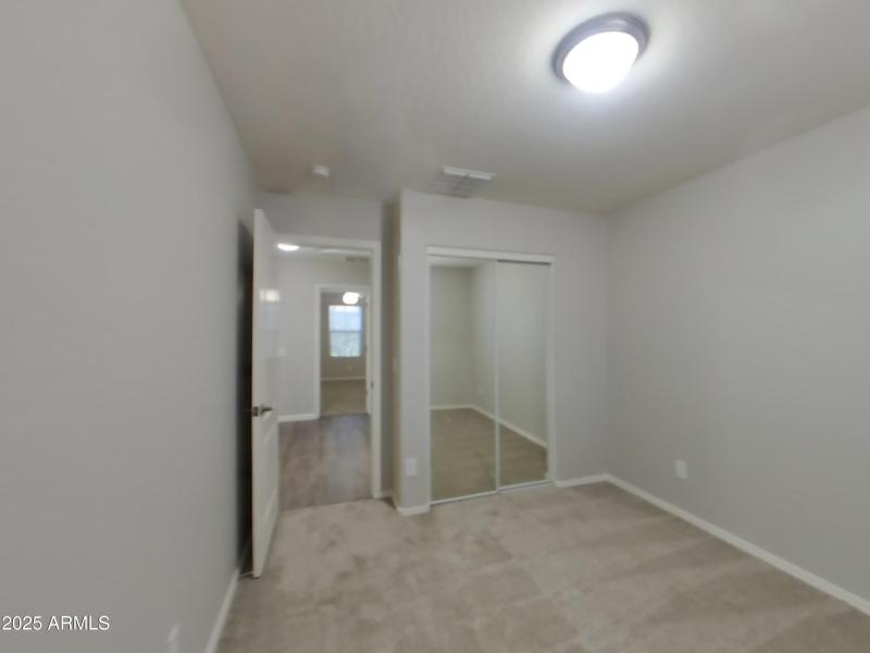 12_pc_4tKZXSdbim_TqUeE3vDv5_layout_0