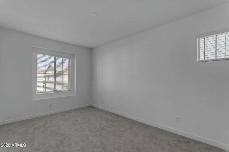 6434 N 17th_Upstairs_Guest_5