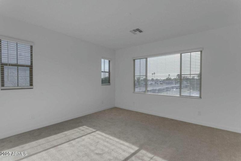 6434 N 17th_Upstairs_Primary_1