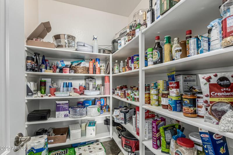 Walk in Pantry