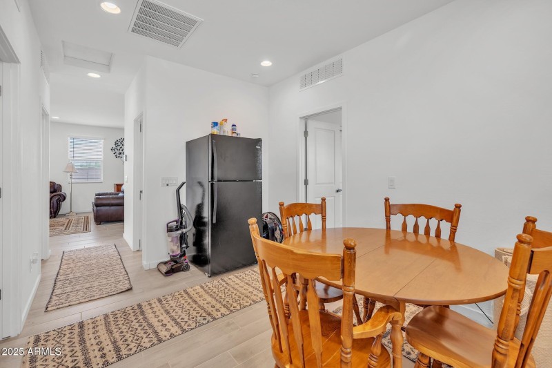 18100_W_College_Dr26