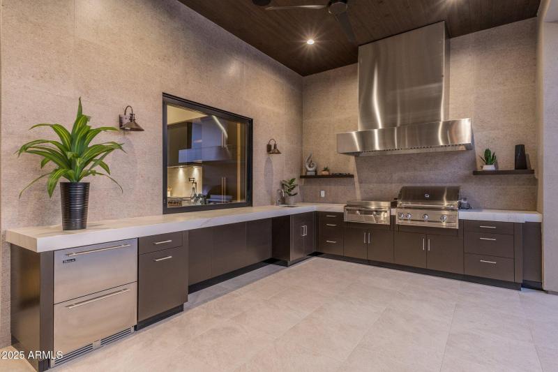 Outdoor custom kitchen