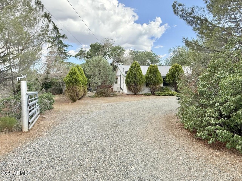 02 Gated Entry