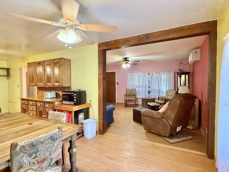 20 Dining-Living