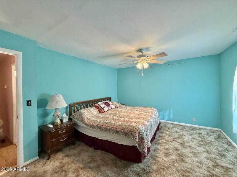24 Primary Bedroom