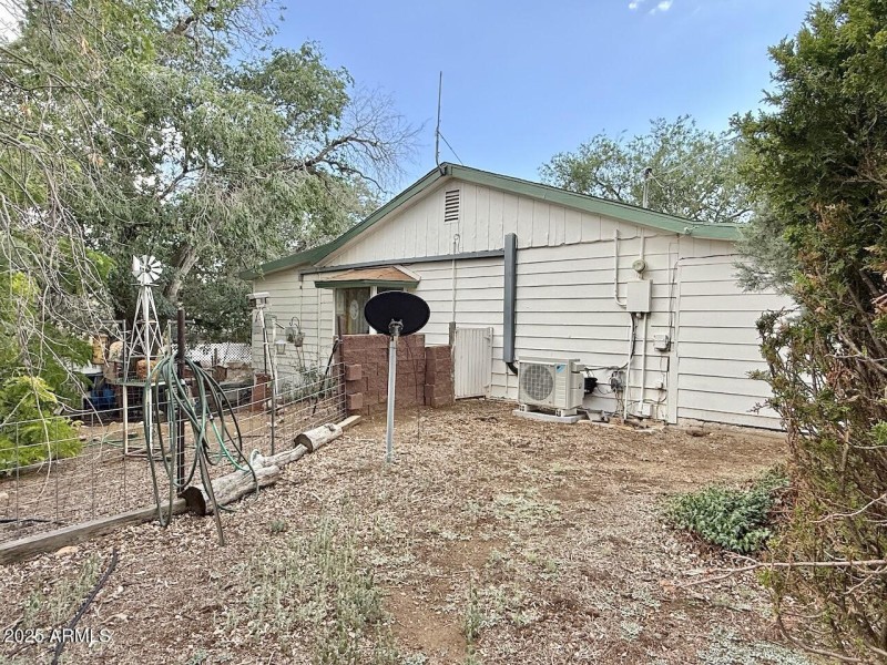 42 Side yard