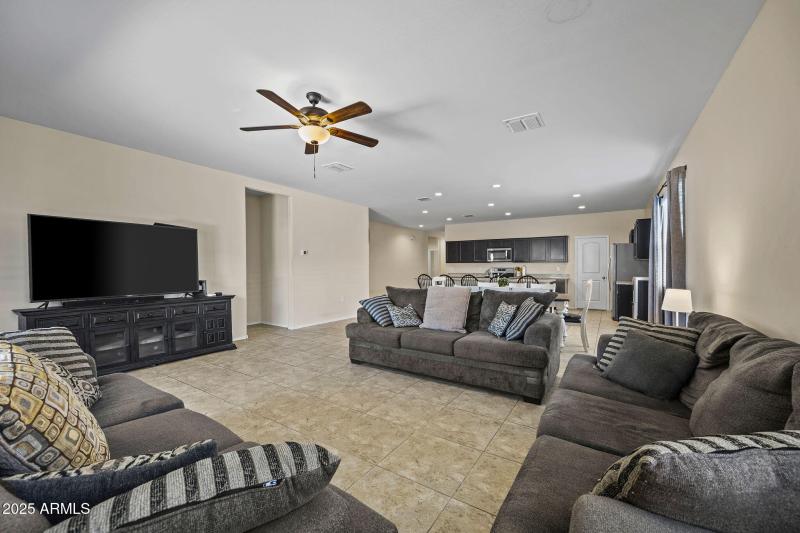 36412WPampolomaRd-13