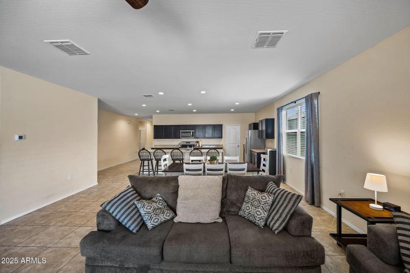 36412WPampolomaRd-14