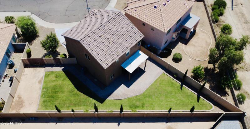 A27899E8-7FF3-420D-987A-79BF60987F26_1_2